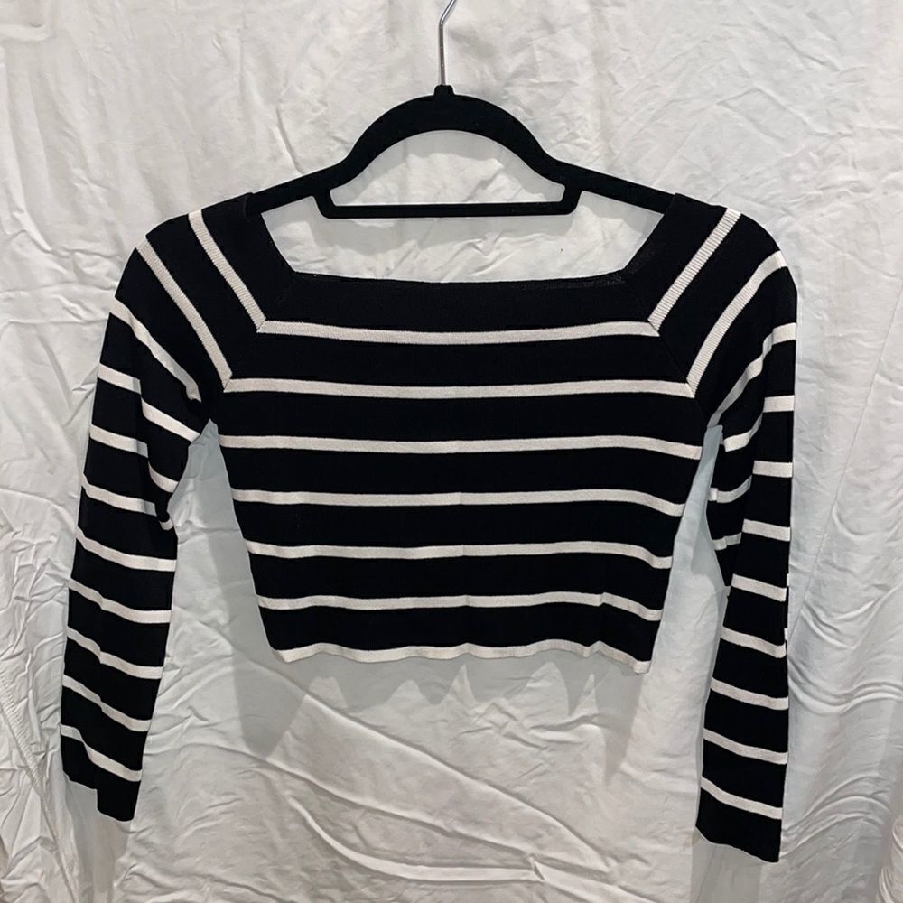 One size black and white stripe off shoulder top